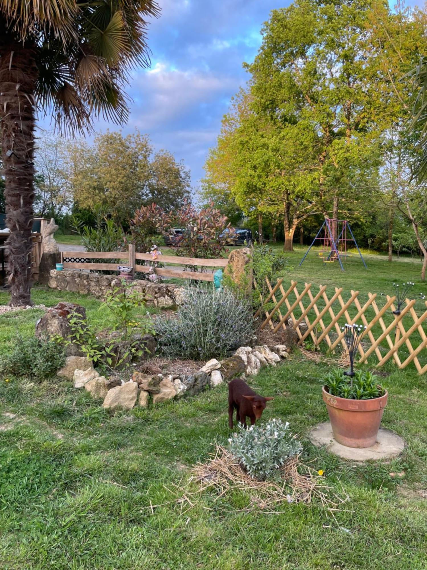 La Bastide Bed and Breakfast Armous-et-Cau Exteriör bild